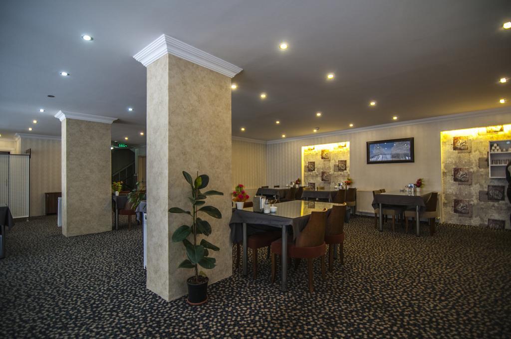Hotel Dosco Van Exterior foto